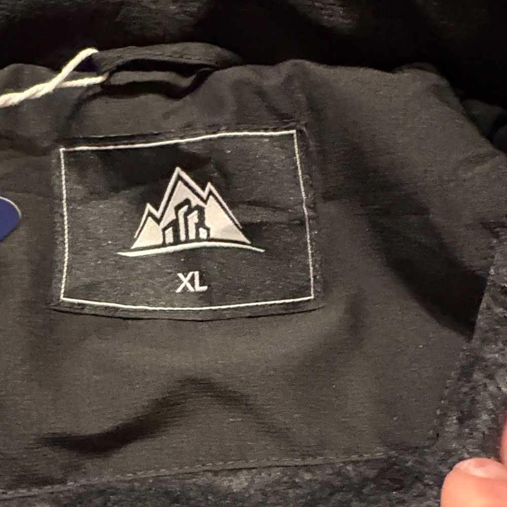 NWT Waterproof Insulated Jacket - image 7